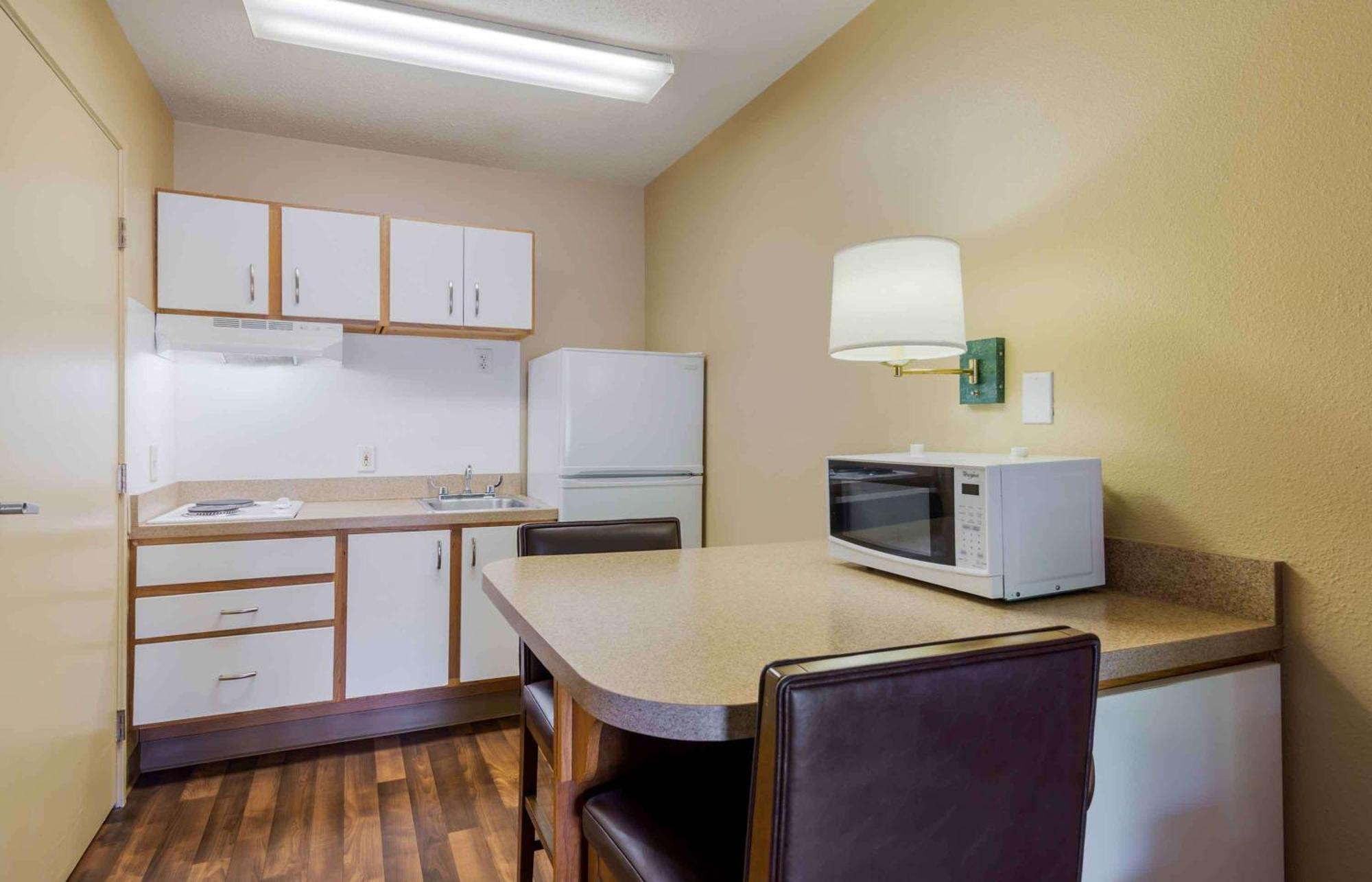 Extended Stay America Select Suites - Atlanta - Cumberland Mall Smyrna Exteriér fotografie