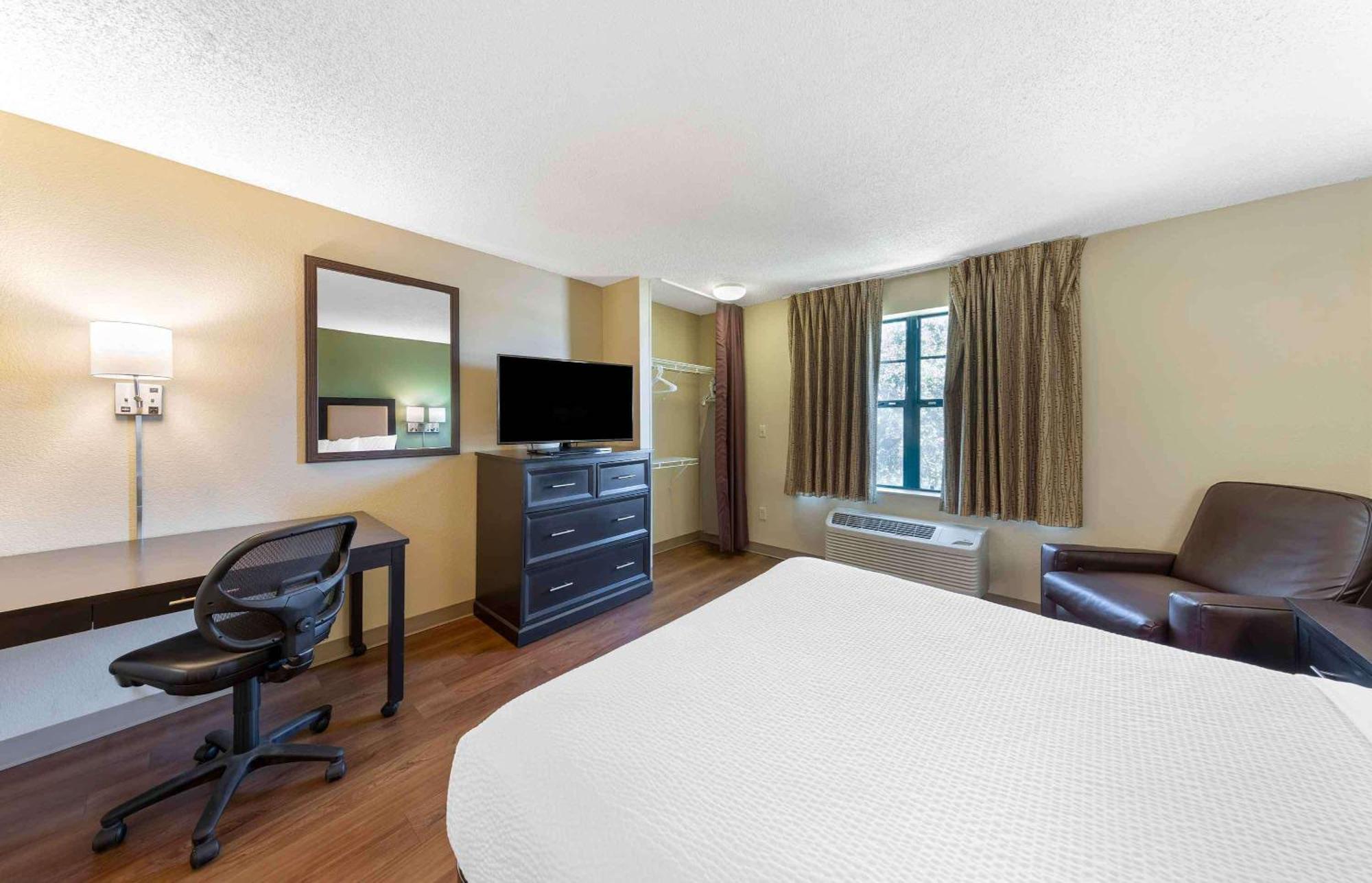 Extended Stay America Select Suites - Atlanta - Cumberland Mall Smyrna Exteriér fotografie